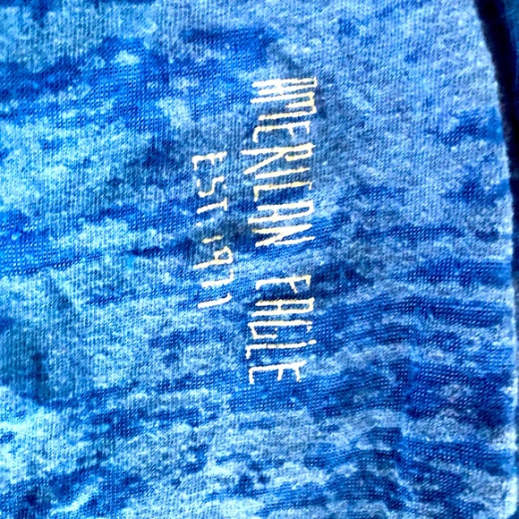 American Eagle “Can’t Explain Love” Top - Picture 4 of 4